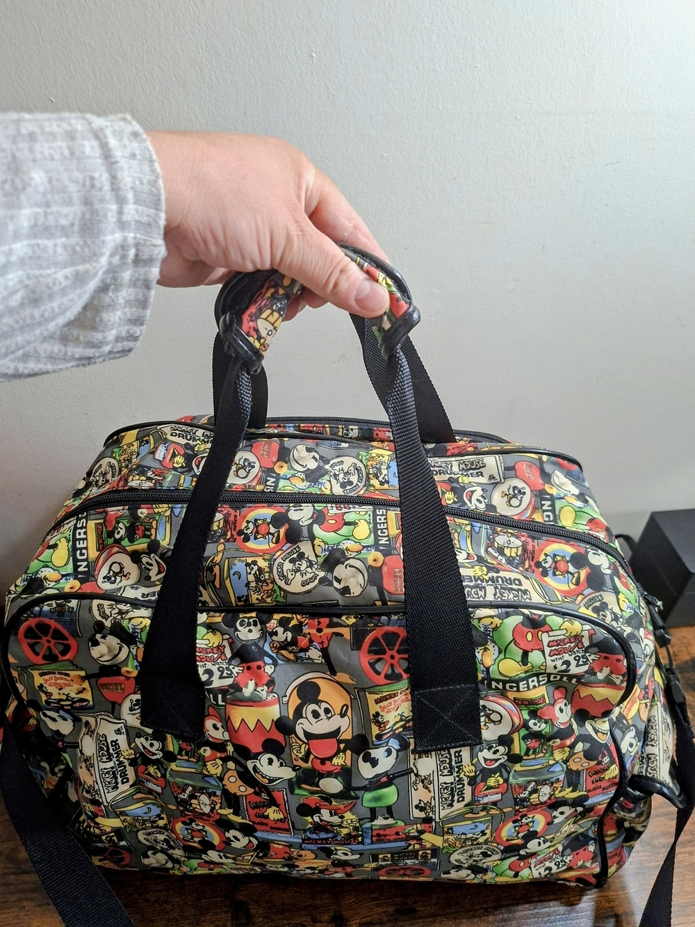 Disney Mickey Mouse Comic Print Duffel Travel Bag Shoulder Weekender Tote